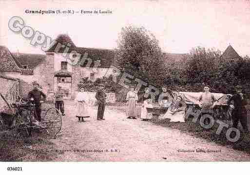 Ville de GRANDPUITSBAILLYCARROIS, carte postale ancienne