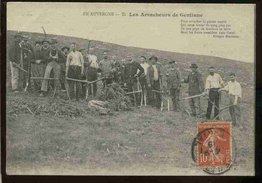 Ville de AUVERGNE Carte postale ancienne