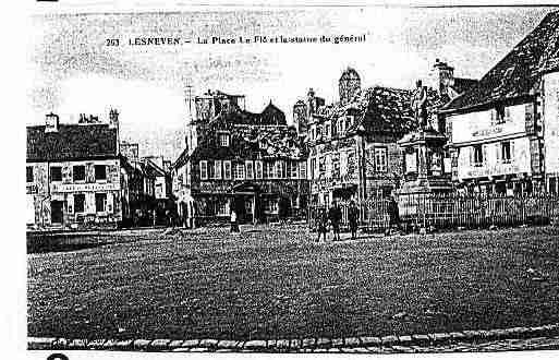 Ville de LESNEVEN Carte postale ancienne