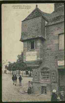 Ville de LESNEVEN Carte postale ancienne