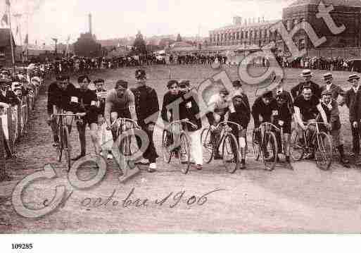 Ville de LISIEUX Carte postale ancienne