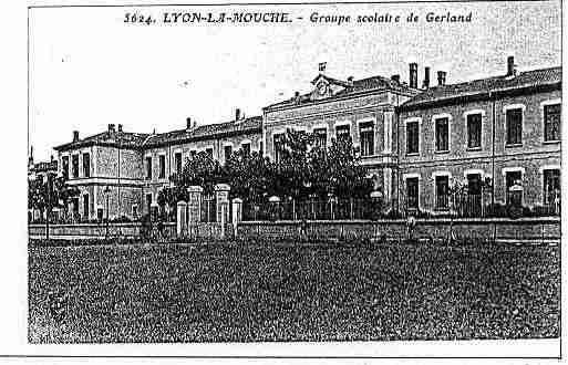 Ville de LYON Carte postale ancienne