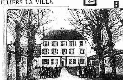 Ville de SAINTILLIERSLAVILLE Carte postale ancienne