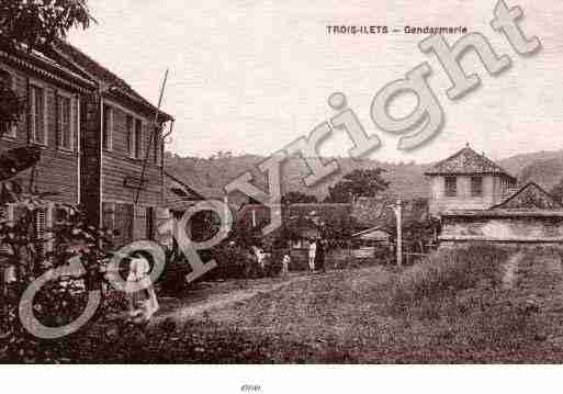 Ville de TROISILETS(LES) Carte postale ancienne