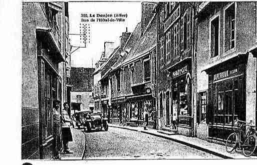 Ville de DONJON(LE) Carte postale ancienne