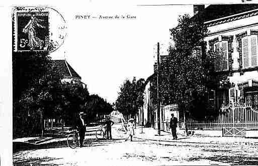 Ville de PINEY Carte postale ancienne