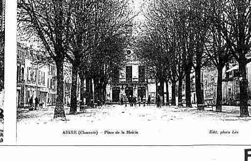 Ville de AIGRE Carte postale ancienne