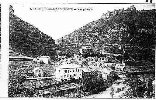 Ville de ROQUESAINTEMARGUERITE(LA) Carte postale ancienne