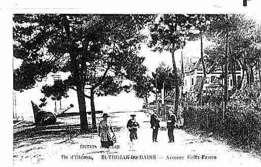 Ville de SAINTTROJANLESBAINS Carte postale ancienne