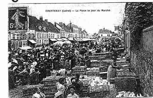 Ville de COURTENAY Carte postale ancienne