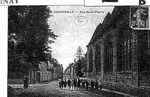 Ville de COURTENAY Carte postale ancienne