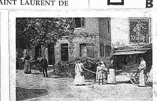 Ville de SAINTLAURENTDEBREVEDENT Carte postale ancienne