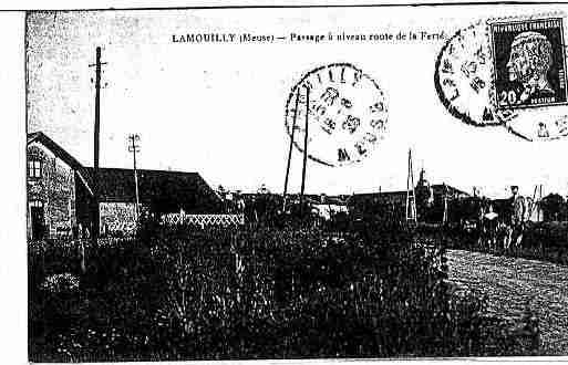 Ville de LAMOUILLY Carte postale ancienne