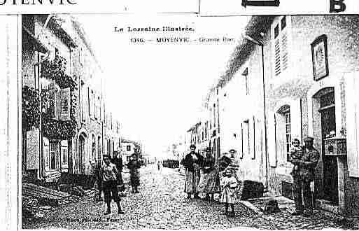 Ville de MOYENVIC Carte postale ancienne