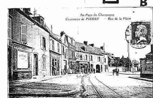 Ville de PIERRY Carte postale ancienne