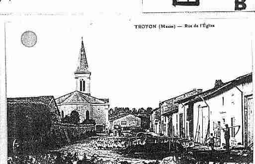 Ville de TROYON Carte postale ancienne