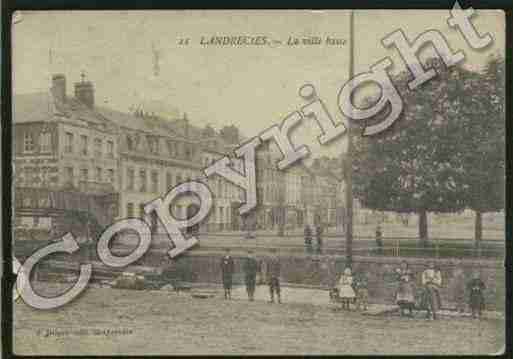 Ville de LANDRECIES Carte postale ancienne