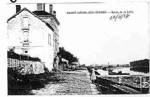 Ville de SAINTLEGERDESVIGNES Carte postale ancienne