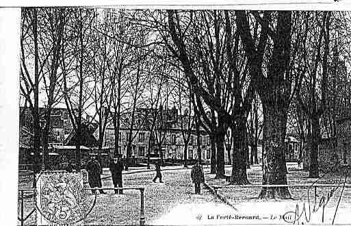 Ville de FERTEBERNARD(LA) Carte postale ancienne