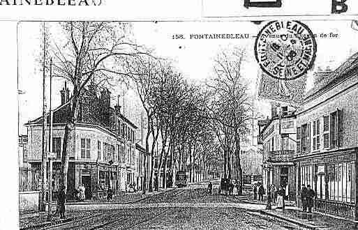 Ville de FONTAINEBLEAU Carte postale ancienne