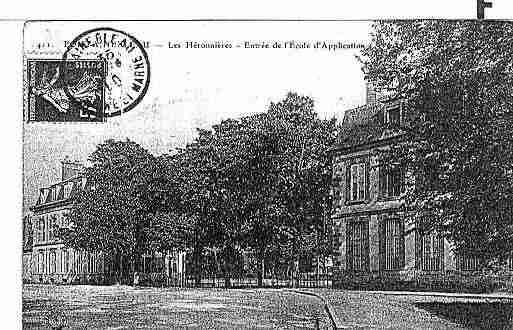 Ville de FONTAINEBLEAU Carte postale ancienne