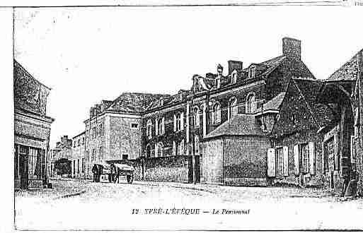 Ville de YVREL\'EVEQUE Carte postale ancienne