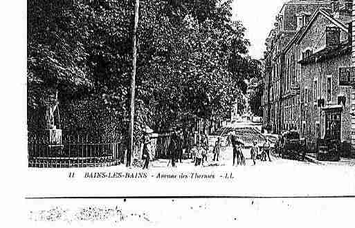 Ville de BAINSLESBAINS Carte postale ancienne