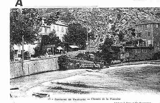 Ville de FONTAINEDEVAUCLUSE Carte postale ancienne