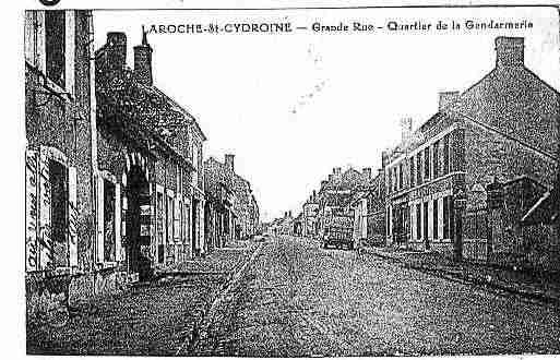 Ville de LAROCHESAINTCYDROINE Carte postale ancienne