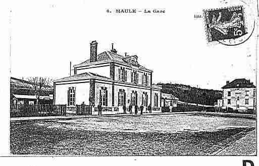 Ville de MAULE Carte postale ancienne