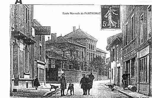 Ville de PARTHENAY Carte postale ancienne