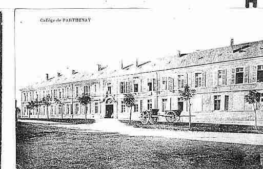 Ville de PARTHENAY Carte postale ancienne