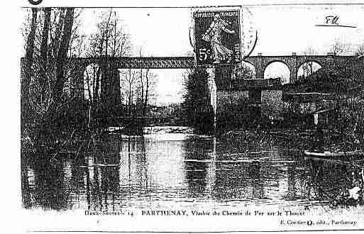 Ville de PARTHENAY Carte postale ancienne