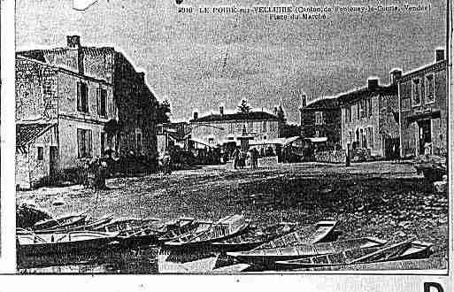 Ville de POIRESURVELLUIRE(LE) Carte postale ancienne