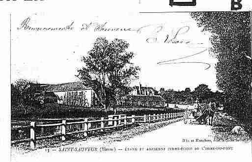 Ville de SAINTSAUVEURENPUISAYE Carte postale ancienne