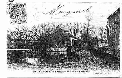 Ville de VILLENEUVEL\'ARCHEVEQUE Carte postale ancienne