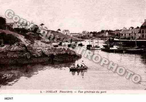 Ville de CLOHARSCARNOET, carte postale ancienne