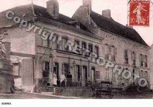 Ville de COURTENAY, carte postale ancienne