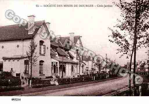 Ville de DOURGES, carte postale ancienne