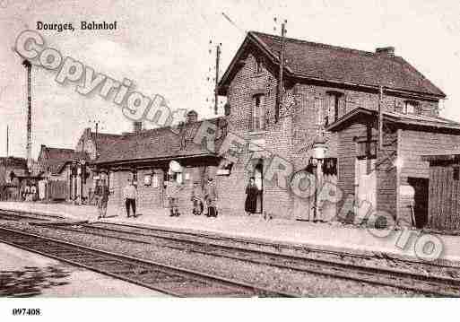 Ville de DOURGES, carte postale ancienne