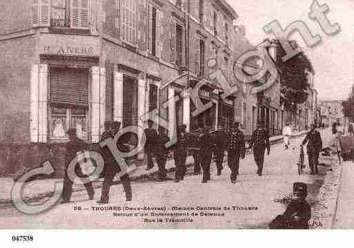 Ville de THOUARS, carte postale ancienne