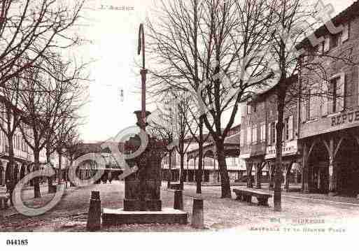 Ville de MIREPOIX, carte postale ancienne