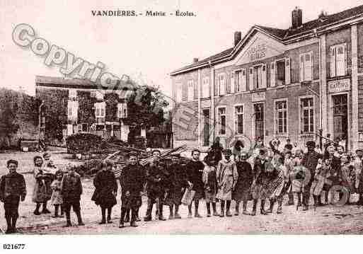 Ville de VANDIERES, carte postale ancienne