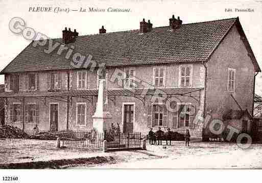 Ville de PLEURE, carte postale ancienne