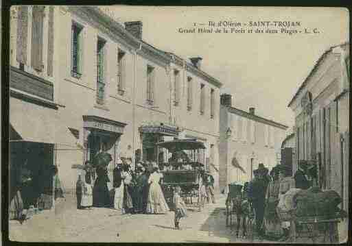 Ville de SAINTTROJANLESBAINS, carte postale ancienne