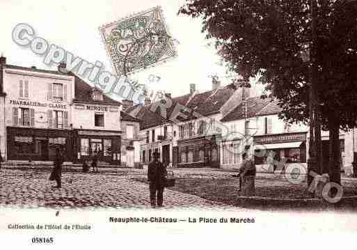 Ville de NEAUPHLELECHATEAU, carte postale ancienne