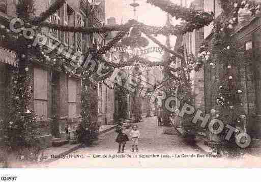 Ville de DONZY, carte postale ancienne