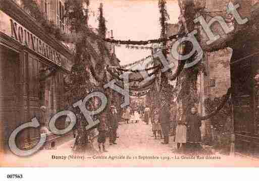 Ville de DONZY, carte postale ancienne