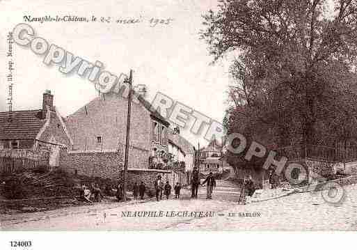 Ville de NEAUPHLELECHATEAU, carte postale ancienne