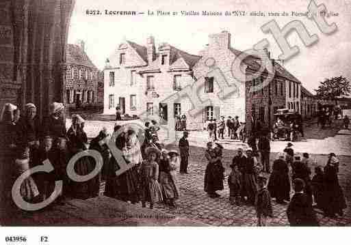 Ville de LOCRONAN, carte postale ancienne